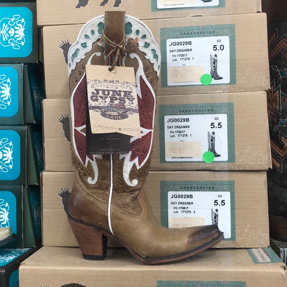 Junk Gypsy monarch butterfly boot lane NWT - Picture 1 of 2